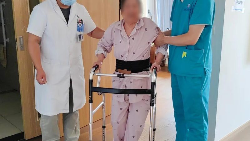 智慧养老，设备先行：揭秘成都智慧养老设备品牌**